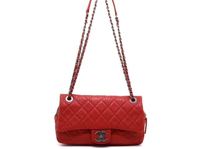 CHANEL シャネル バッグ ショルダーバッグ マトラッセ チェーンショルダー レッド レザー シルバー金具 2143700121380 【200】