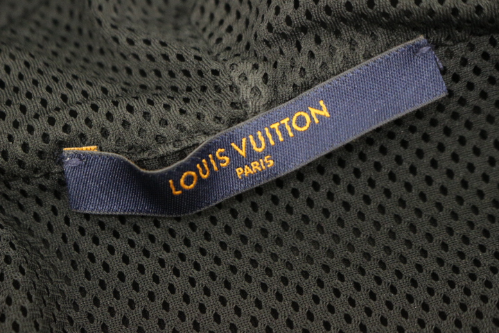 LOUIS VUITTON ルイヴィトン LV × NIGO 衣類 ジップアップ LOUIS VUITTON ルイヴィトン LV × NIGO 衣類 ジップアップ