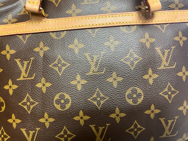 LOUIS VUITTON ルイ・ヴィトン ショルダーバッグ クーサンGM