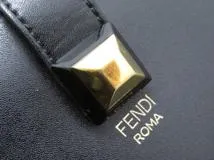FENDI　フェンディ　二つ折り財布 　スタッズ　ブラック レザー　8M0386【430】2148103632587