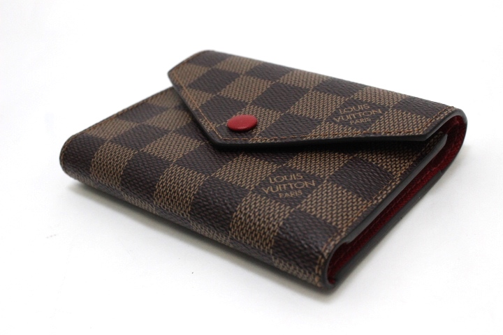 美品❣ヴィトン ダミエ ヴィクトリーヌ ルージュ 三つ折り 財布 N41659 2146000324925_01.jpg