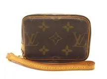 LOUIS VUITTON ルイヴィトン ポーチ トゥルース・ワピティ モノグラム