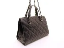 CHANEL　シャネル　バッグ　マトラッセ チェーンショルダートート　ブラック　SV　キャビアスキン　2120000284212　【200】