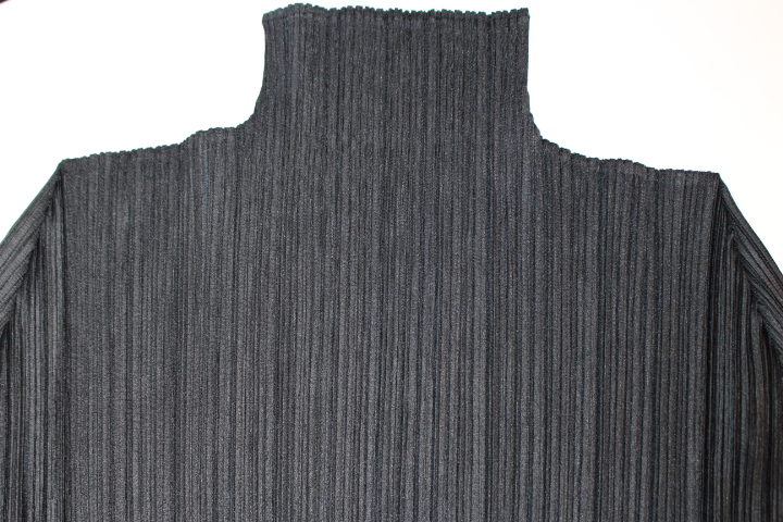 PLEATS PLEASE ISSEY MIYAKE】プリーツプリーズイッセイミヤケ