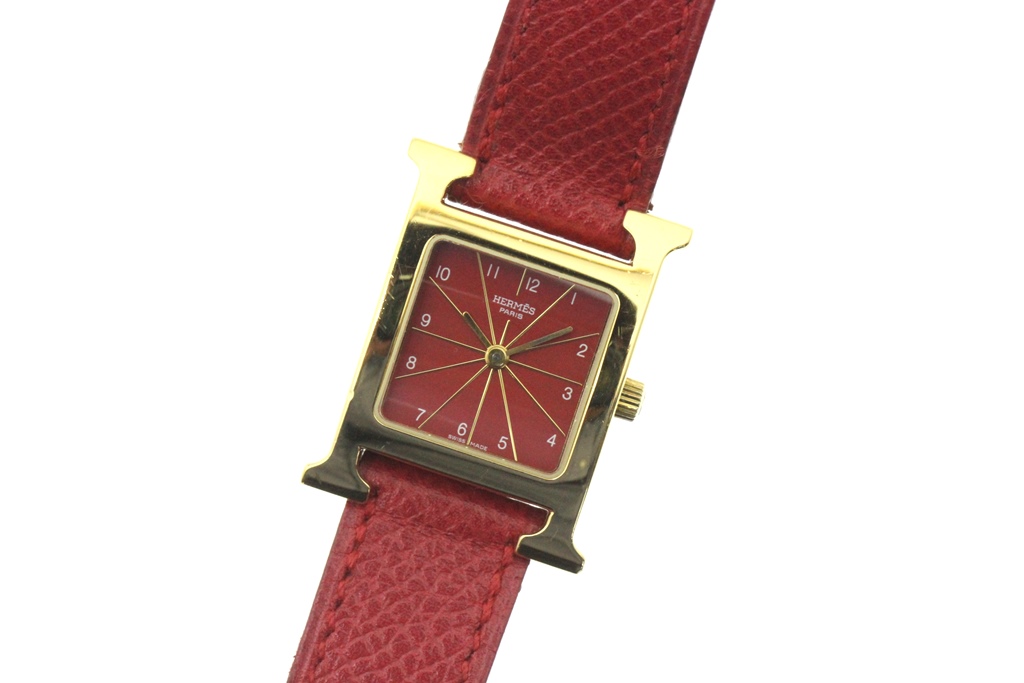 HERMES エルメス　時計　レッド 腕時計 《ケープコッド》 PM 31 mm | Hermès - エルメス-公式サイト