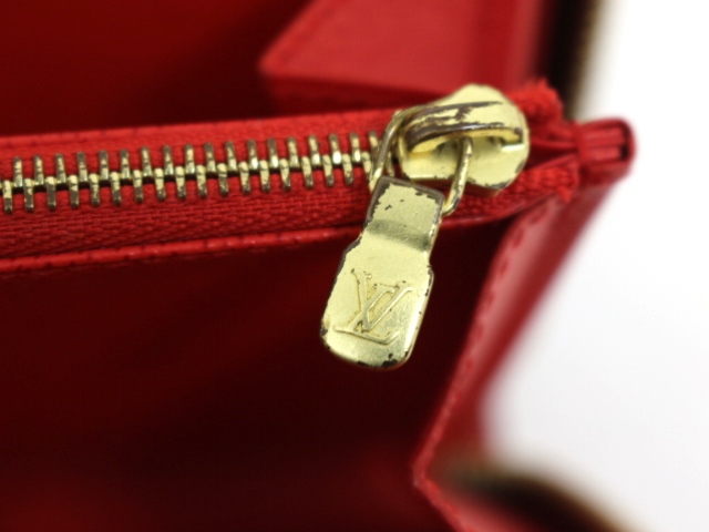 LOUIS VUITTON ルイヴィトン 財布 ジッピー・ウォレット