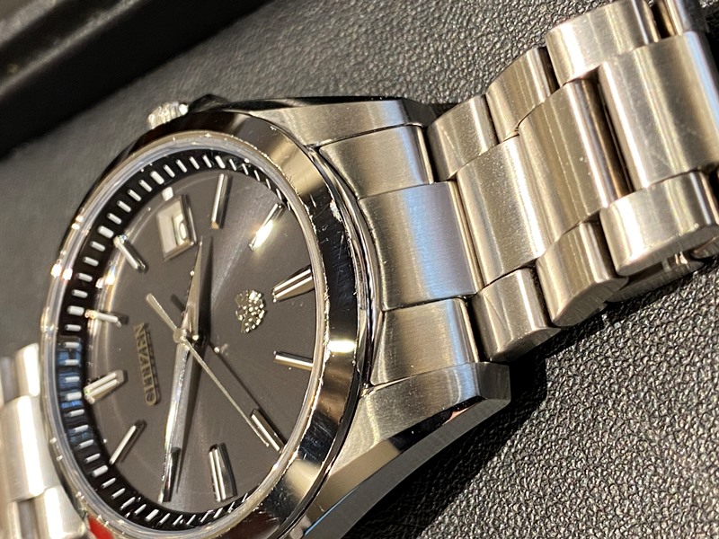 The CITIZEN ザ・シチズン 高精度エコドライブ AQ4060-50E
