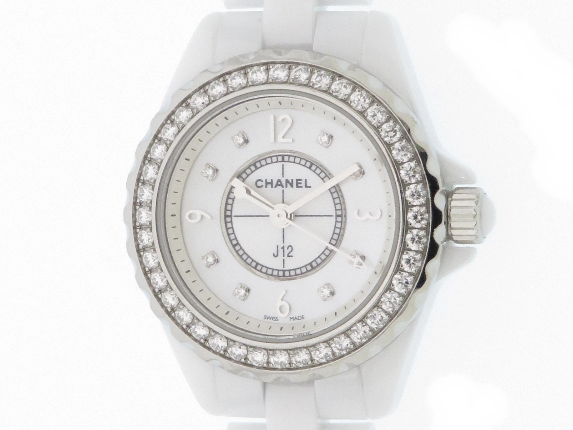 シャネル CHANEL 腕時計 J12 29mm H2572 8ポイント ダイヤモンド インデックス 計0.04ct 40ポイント ダイヤモンド ベゼル 計0.90ct ホワイト シェル 文字盤 SS ホワイト セラミック 白 クオーツアナログ