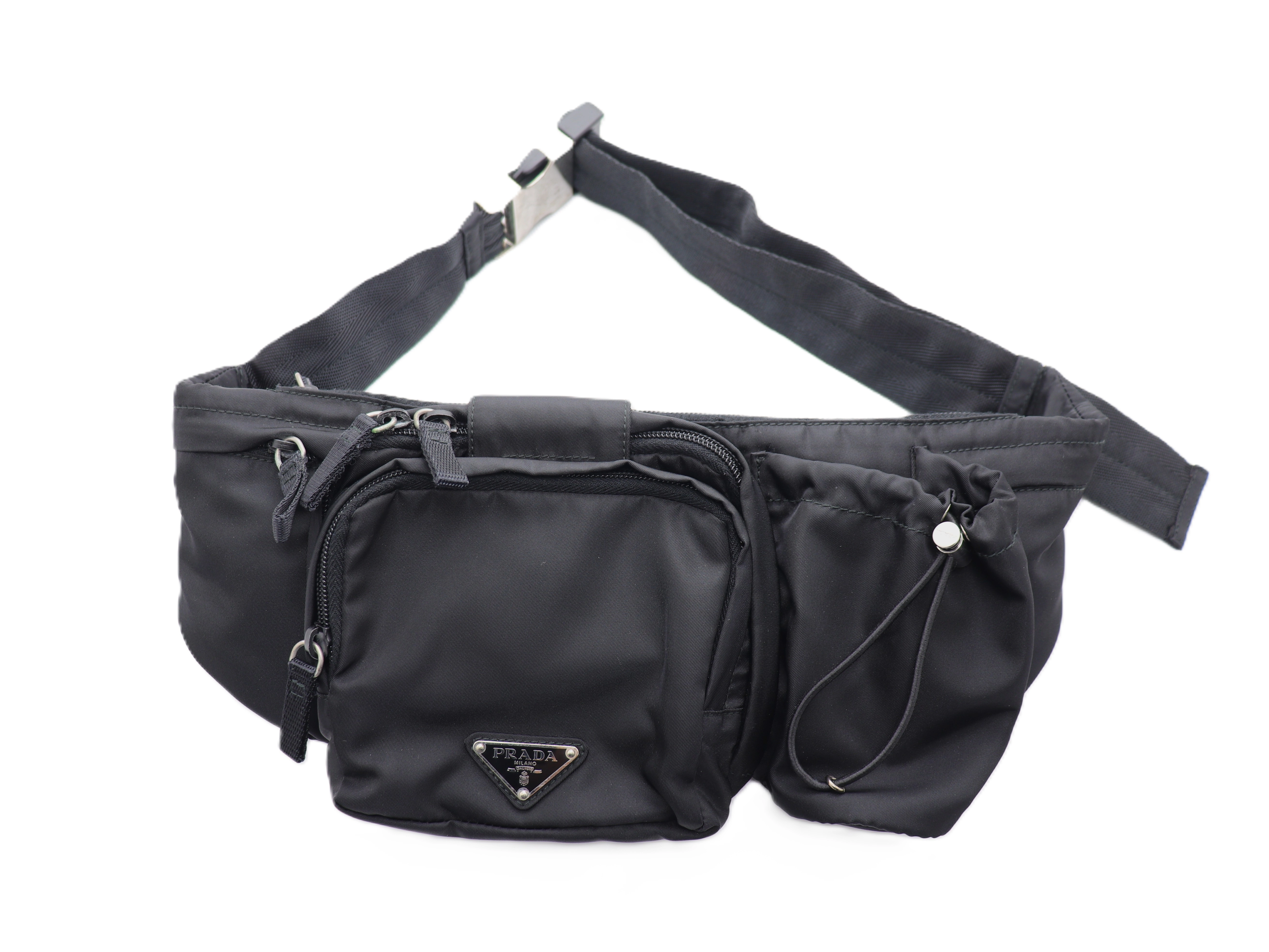 l16 プラダ 三角ロゴ　ナイロン　ブラック　ウエストポーチ　ボディバッグ. l16 プラダ 三角ロゴ ナイロン ブラック ウエストポーチ ボディバッグ