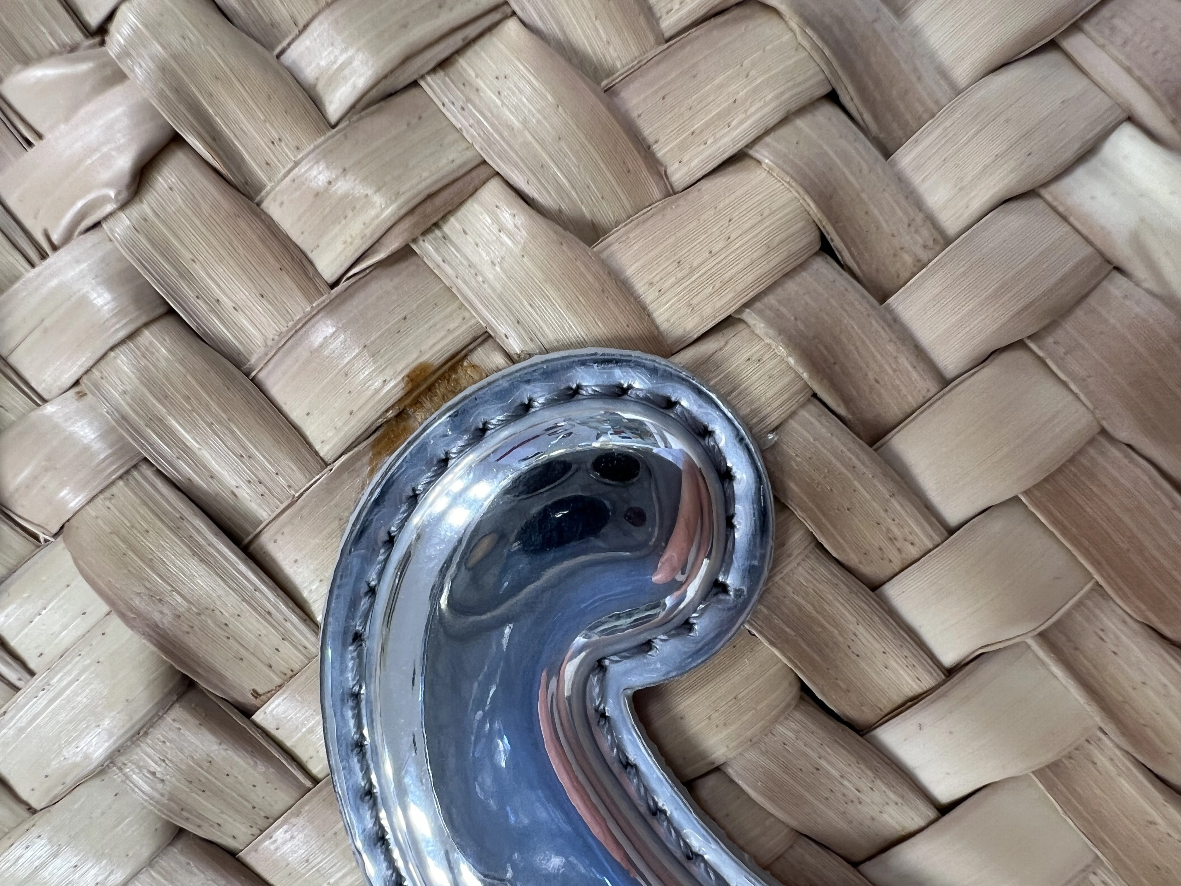 CELINE　セリーヌ　バッグ　ティーントリオンフ　クラシックパニエ　ナチュラル・シルバー　ラフィア・カーフ　113832EYO.36AG【472】HA