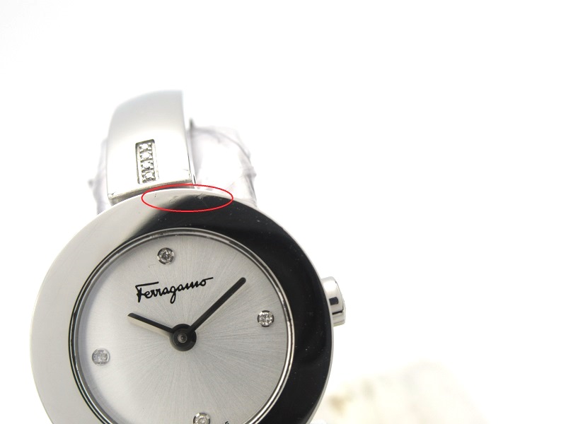Salvatore Ferragamo フェラガモ ガンチーニ FQ5 シルバー SS