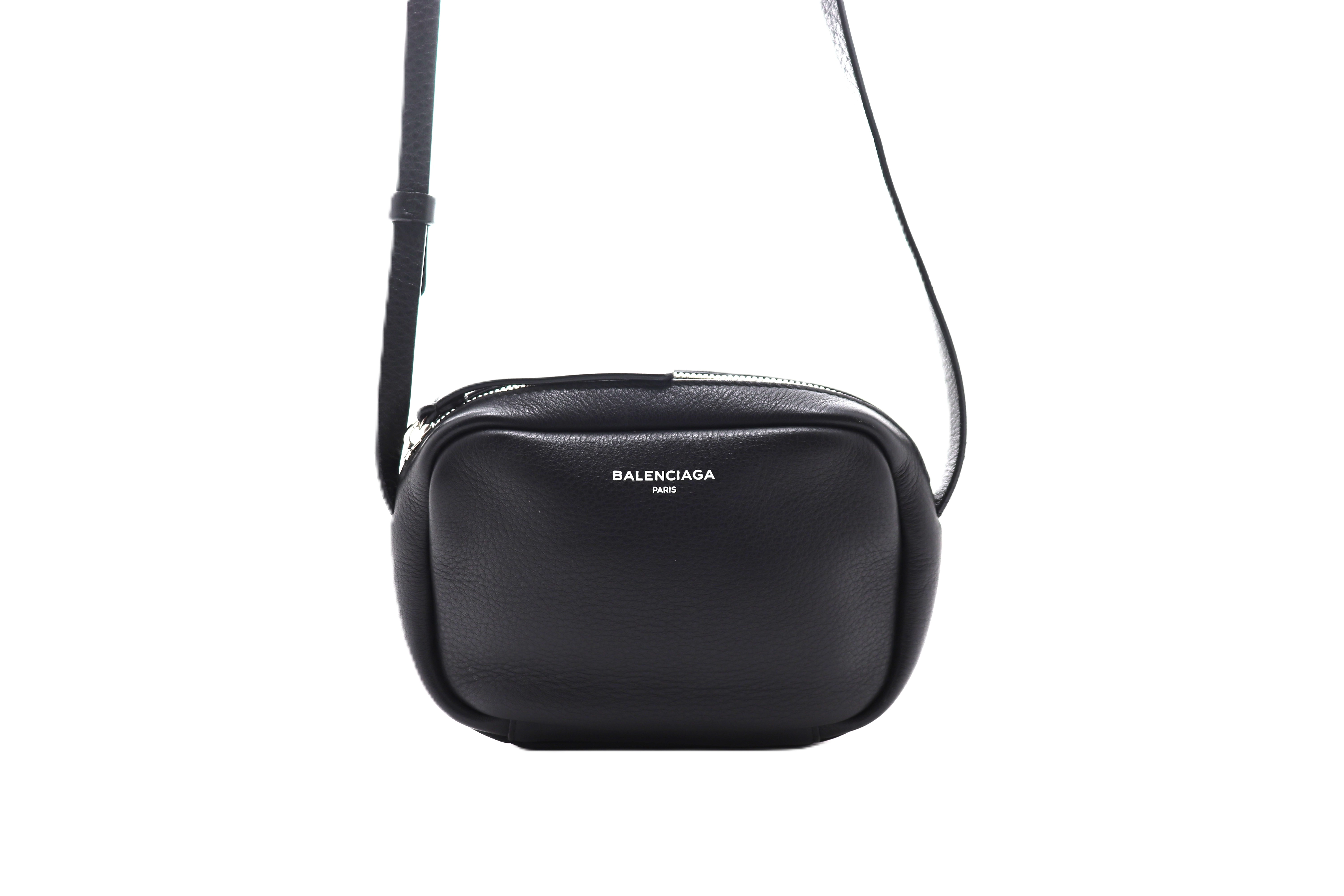 バレンシアガ BALENCIAGA エブリデイ カメラバッグ ショルダー グレー