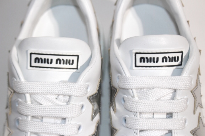miu miu ミュウミュウ ローカットスニーカー 5E830C レディース