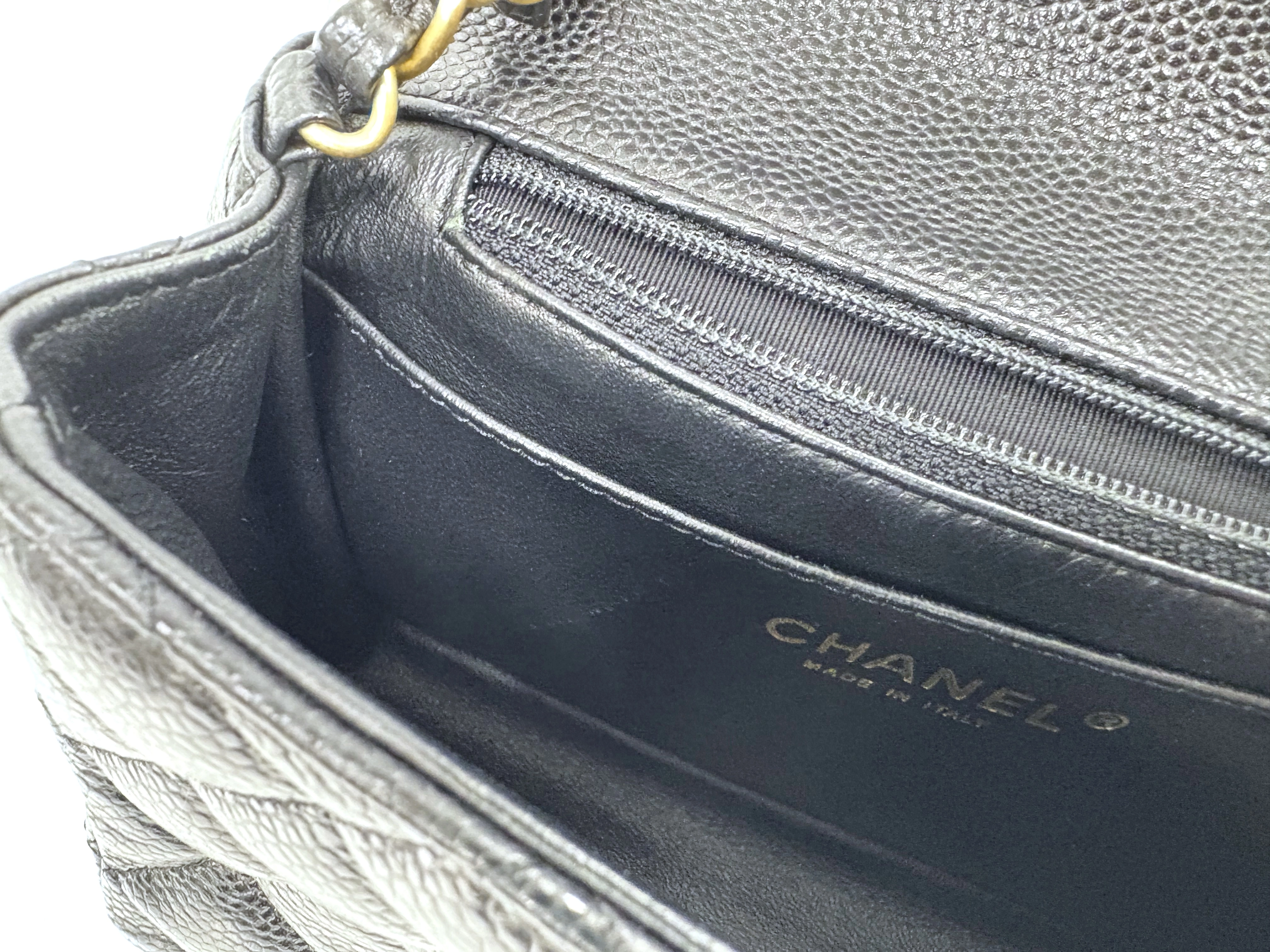 CHANEL シャネル ミニマトラッセ17チェーンショルダー ブラック/ゴールド金具 キャビア A01115【472】YY
