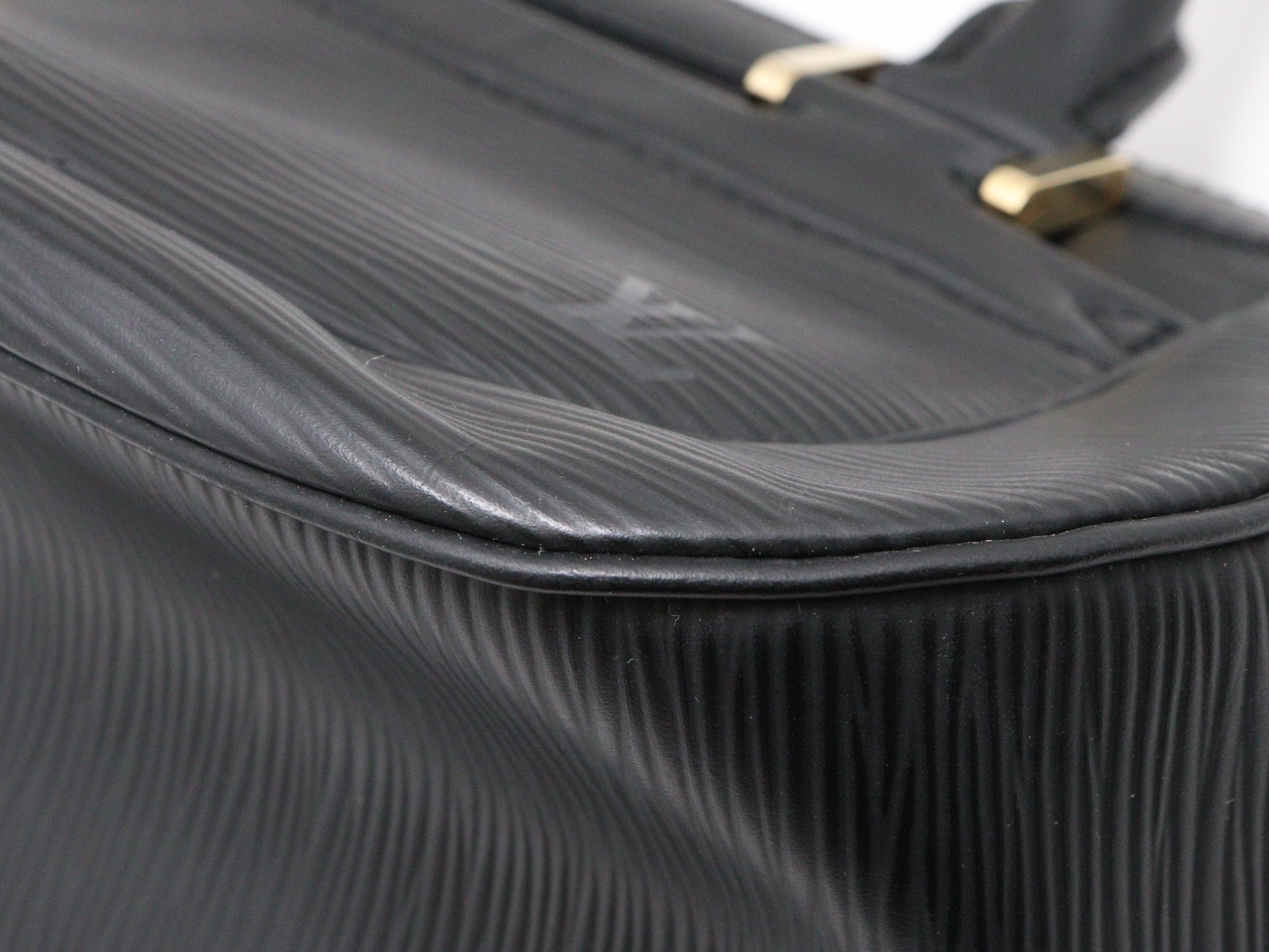 Louis Vuitton　ルイヴィトン　バッグ　ダヌーラPM　エピ　ブラック 楽天市場】【バッグ】LOUIS VUITTON ルイ ヴィトン エピ