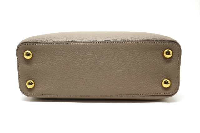 極上美品✨ ルイヴィトン カプシーヌBB M94634 トリヨンレザー ガレ 楽天市場】【美品】ルイヴィトン 【LOUIS VUITTON】M94634