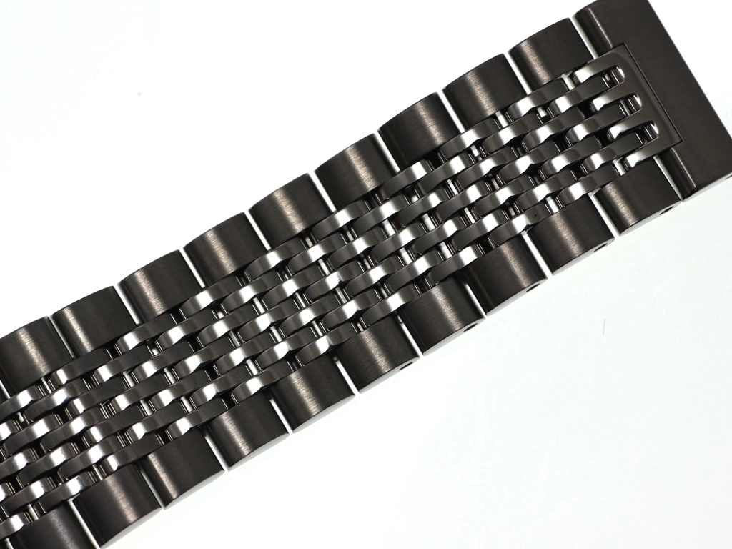 GUCCI グッチ 腕時計 Gタイムレス 126.4 YA126405 ステンレス 12Pダイヤモンドブラック文字盤 クォーツ【472】EY