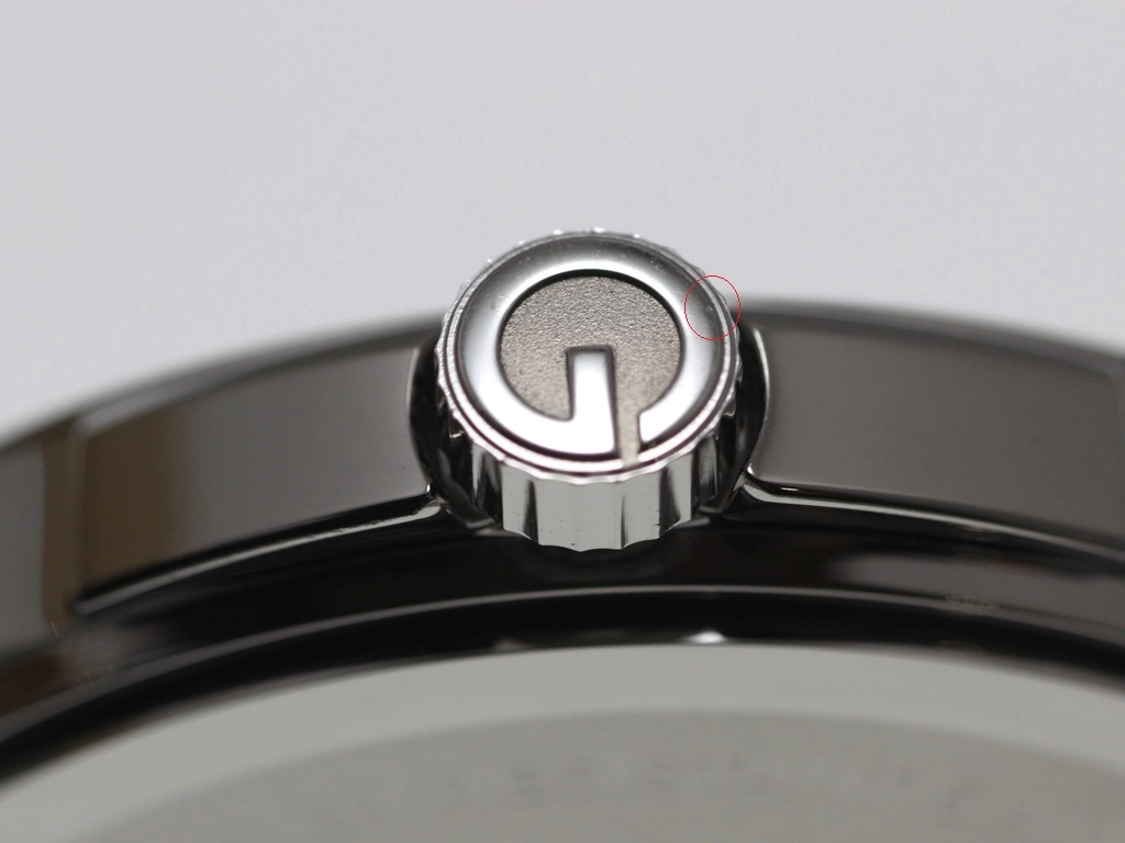 GUCCI グッチ 腕時計 Gタイムレス 126.4 YA126405 ステンレス 12Pダイヤモンドブラック文字盤 クォーツ【472】EY