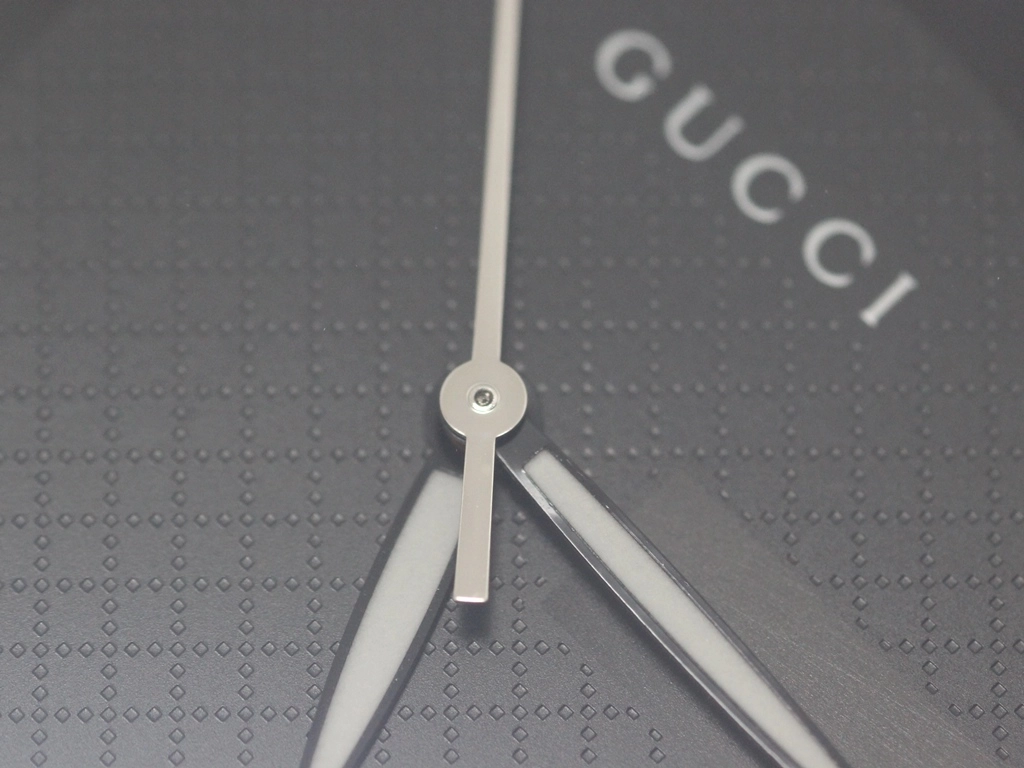 GUCCI グッチ 腕時計 Gタイムレス 126.4 YA126405 ステンレス 12Pダイヤモンドブラック文字盤 クォーツ【472】EY