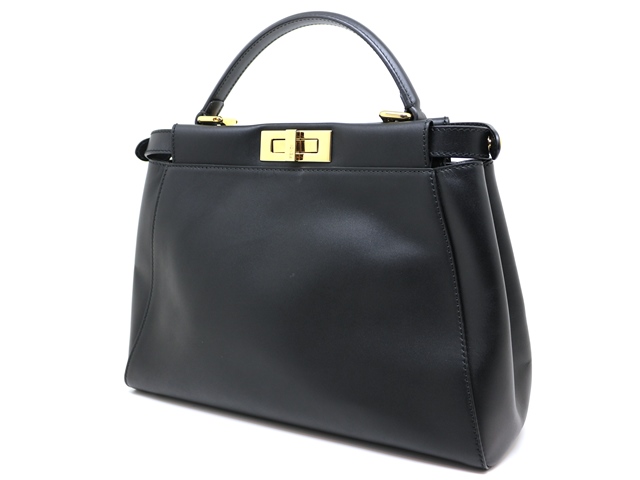 FENDI フェンディ バッグ レギュラーピーカブー ブラック カーフ FENDI フェンディ バッグ レギュラーピーカブー ブラック カーフ