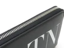 VALENTINO　バレンチノ　VLTNロングジップウォレット　ブラック／ホワイト　カーフ　YP0570LVN_0NO　【436】2143600353287