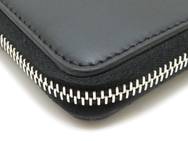 VALENTINO　バレンチノ　VLTNロングジップウォレット　ブラック／ホワイト　カーフ　YP0570LVN_0NO　【436】2143600353287