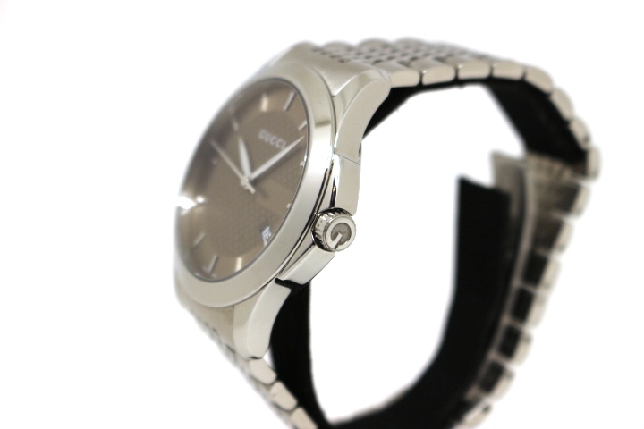 グッチ Gタイムレス クロノグラフ クォーツ メンズ 腕時計 ブラウン文字盤 純正革ベルト 126.2
