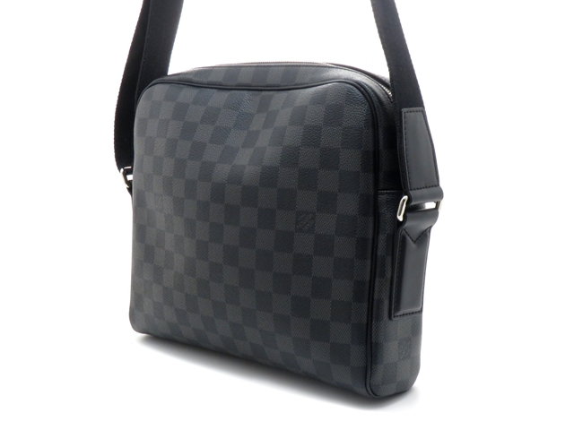 月末まで特価‼️正規 LOUIS VUITTON ダミエグラフィット デイトンPM 楽天市場】LOUIS VUITTON ルイ ヴィトン ダミエグラフィット