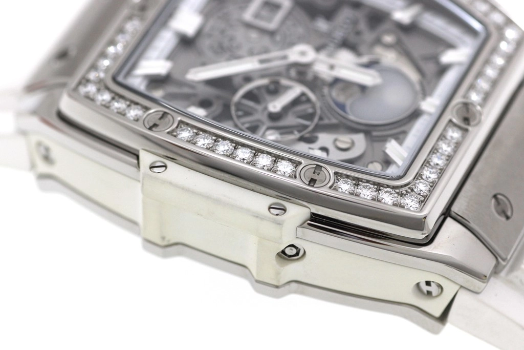 HUBLOT ウブロ 腕時計 2019年正規品 スピリット オブ ビッグ・バン ムーンフェイズ 647.NE.2070.RW.1204 チタニウム/ラバー/ダイヤモンドベゼル スケルトン文字盤 自動巻き【472】SJ