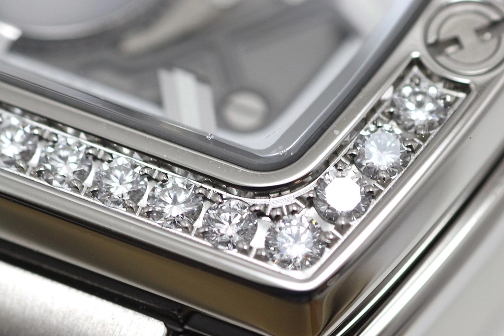 HUBLOT ウブロ 腕時計 2019年正規品 スピリット オブ ビッグ・バン ムーンフェイズ 647.NE.2070.RW.1204 チタニウム/ラバー/ダイヤモンドベゼル スケルトン文字盤 自動巻き【472】SJ