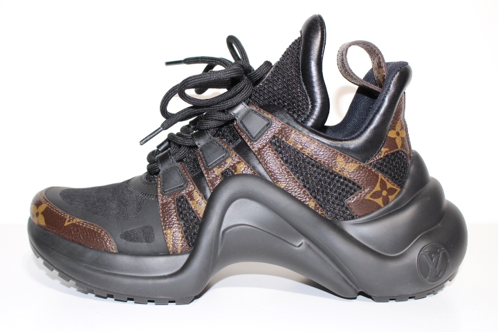 ルイヴィトン 37 アークライトライン モノグラム スニーカー LV ルイ·ヴィトン】アークライトスニーカー5周年を記念し、新作