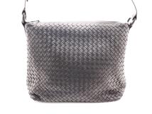 BOTTEGA VENETA　ボッテガヴェネタ　イントレチャート　ショルダーバッグ　ブラック　レザー【471】I