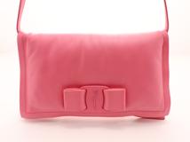 Salvatore Ferragamo　フェラガモ　ヴァラリボン　ショルダーバッグ　ピンク　レザー　【471】L