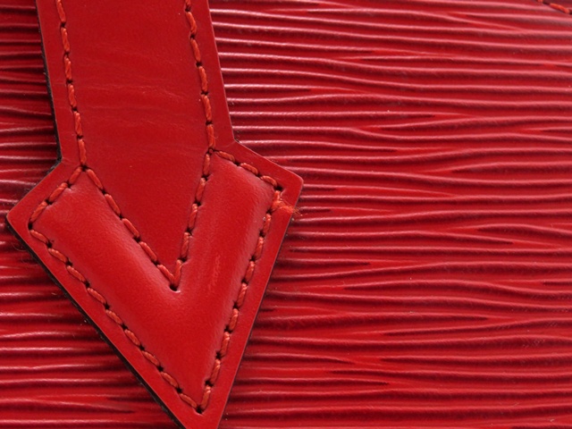 LOUIS VUITTON ルイヴィトン サンジャック エピ カスティリアン