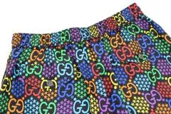 GUCCI　グッチ　衣類　ショートパンツ　GG　メンズ44　マルチカラｰ　GGサイケデリック　シルク　591046　2148103606229　【200】