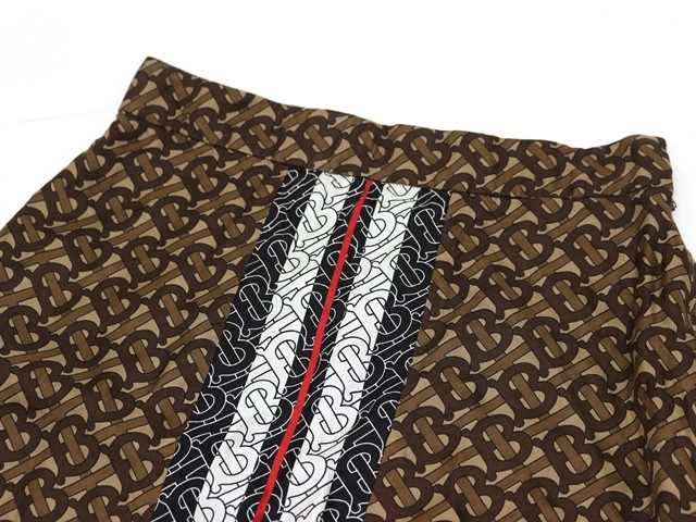 BURBERRY バーバリー 衣類 TBモノグラム スカート レディースUK6 ブラウン/ブラック/ホワイト シルク 8018547  2148103905858 【200】