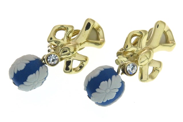 ウェッジウッド(Wedgwood)ブルージャスパーのイヤリング｜Daisy