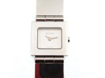 GUCCI　グッチ　600L　ステンレススチール　シルバー文字盤　クオーツ　レディース時計　2148103736018【207】