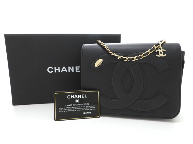 CHANEL シャネル ココマーク チェーンショルダーバッグ カーフ CHANEL シャネル ココマーク チェーンショルダーバッグ カーフ