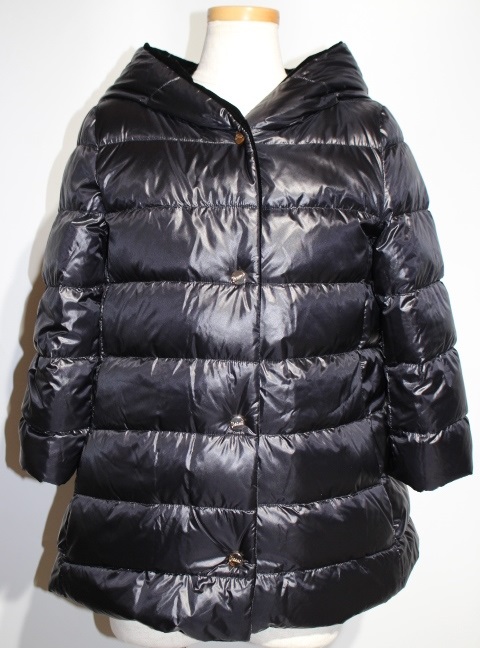 ✨美品✨HERNO ヘルノ 七分丈 ナイロンジャケット ジップアップ ブラック HERNO ヘルノ レディース ダウンジャケット CAPES AMINTA ケープ