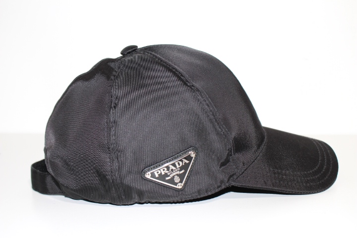 PRADA　プラダ　ベースボールキャップ　帽子　小物　ナイロン　ブラック　Sサイズ　BHC274　（2143000518675）【200】