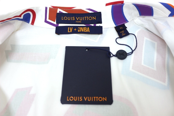 LOUIS VUITTON ルイヴィトン 衣類 NBAコラボシャツ メンズXS マルチカラー コットン 21AW RM212MES9HLS01W  【200】 の購入なら「質」の大黒屋（公式）