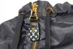 LOUIS VUITTON ルイヴィトン ベスト LVベスト 1AC19E レディースS ブラック ウール/カシミヤ/ナイロン  参考定価：￥542,300- (2148103659553)【200】