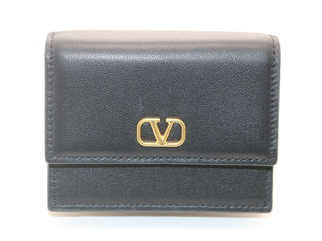 ヴァレンティノ 二つ折りの財布