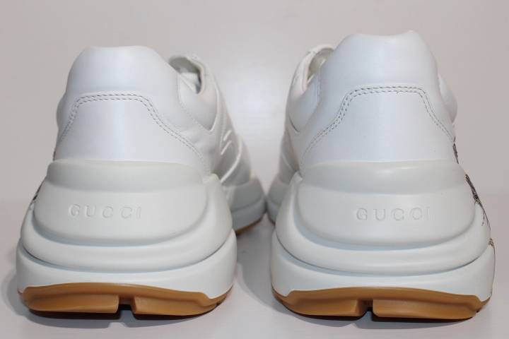 セ*ン様 GUCCI ホワイト スニーカー グッチ──最旬ベストバイ・アイテム | GQ JAPAN