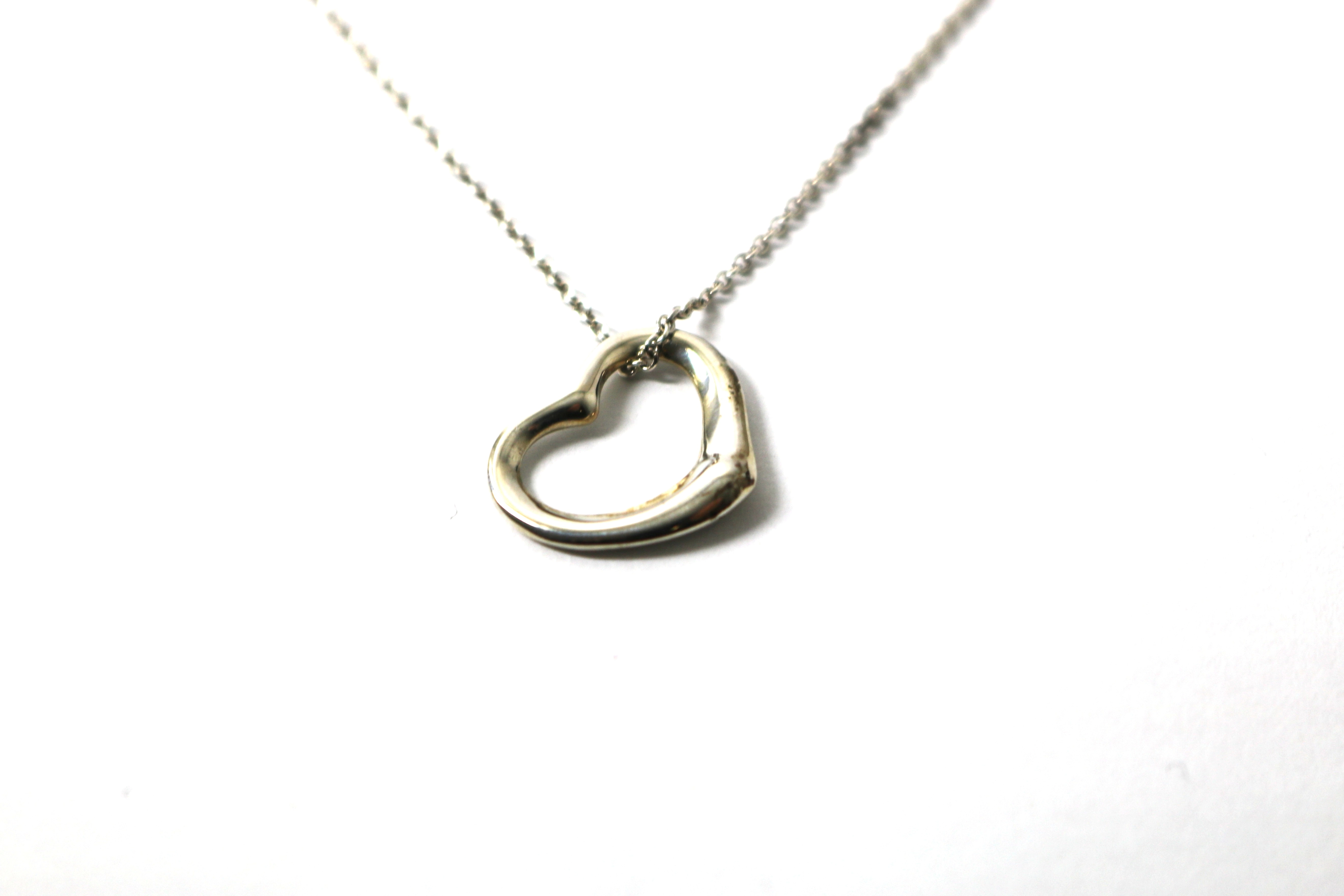 TIFFANY＆CO ティファニー オープンハートNC/SV/2.4g 【433】 の購入