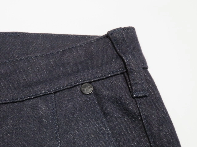 FENDI フェンディ ロゴパッチジーンズ メンズ33/34 ネイビー デニム FLP287 AIZB 2143200600798 【432】