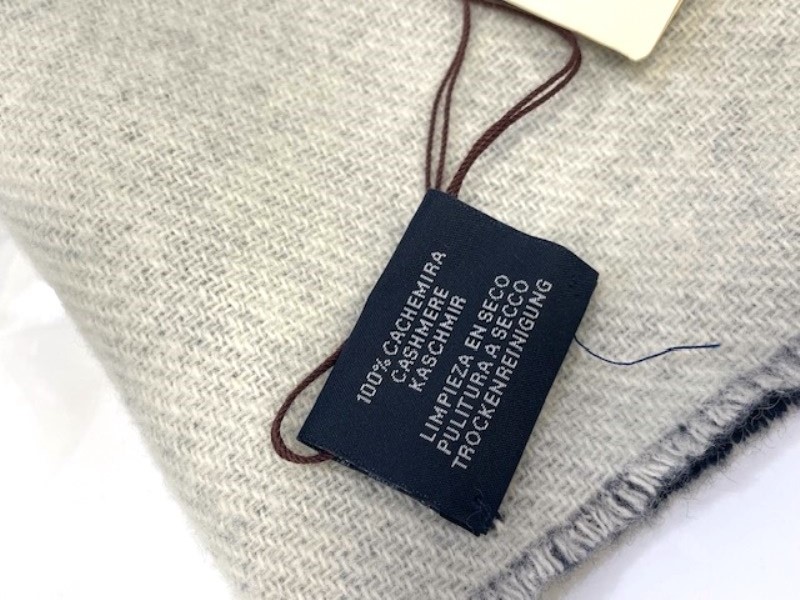 HERMES エルメス マフラー Casaque en Biais カザック・アン HERMES エルメス マフラー Casaque en Biais カザック・アン