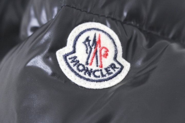 MONCLER モンクレール 衣類 ダウンジャケット メンズ1 ブラック MONCLER モンクレール 衣類 ダウンジャケット メンズ1 ブラック