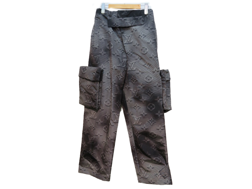 ☆ LOUIS VUITTON ルイヴィトン3Dモノグラムカーゴセットアップ☆ ☆ LOUIS VUITTON ルイヴィトン3Dモノグラムカーゴセットアップ☆